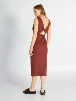 Vestido De Punto De Canalé Con Escote Trasero - COLA GRANATE -Zalaris Tienda vestido de punto de canale con escote trasero cola granate awd26 1 frb4